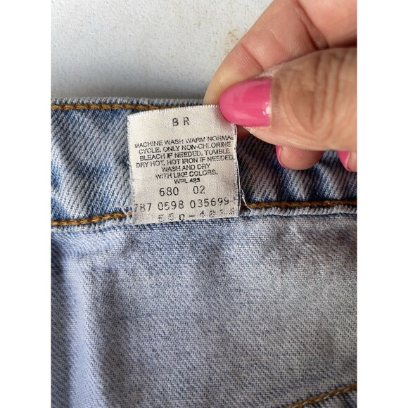 Vintage Levi’s 550 Relaxed Fit Men’s 34x30 Denim Jeans - Picture 6 of 10